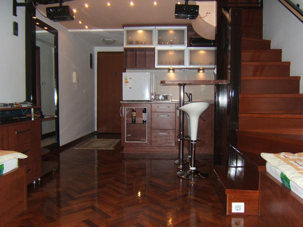 Villa Sara Guesthouse スヴェティ・ステファン 部屋 写真